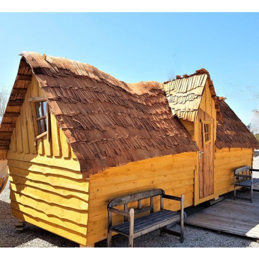 cabane ferique enchanteel, isole