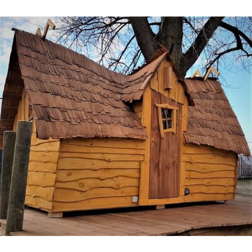 cabane ferique enchanteel, isole
