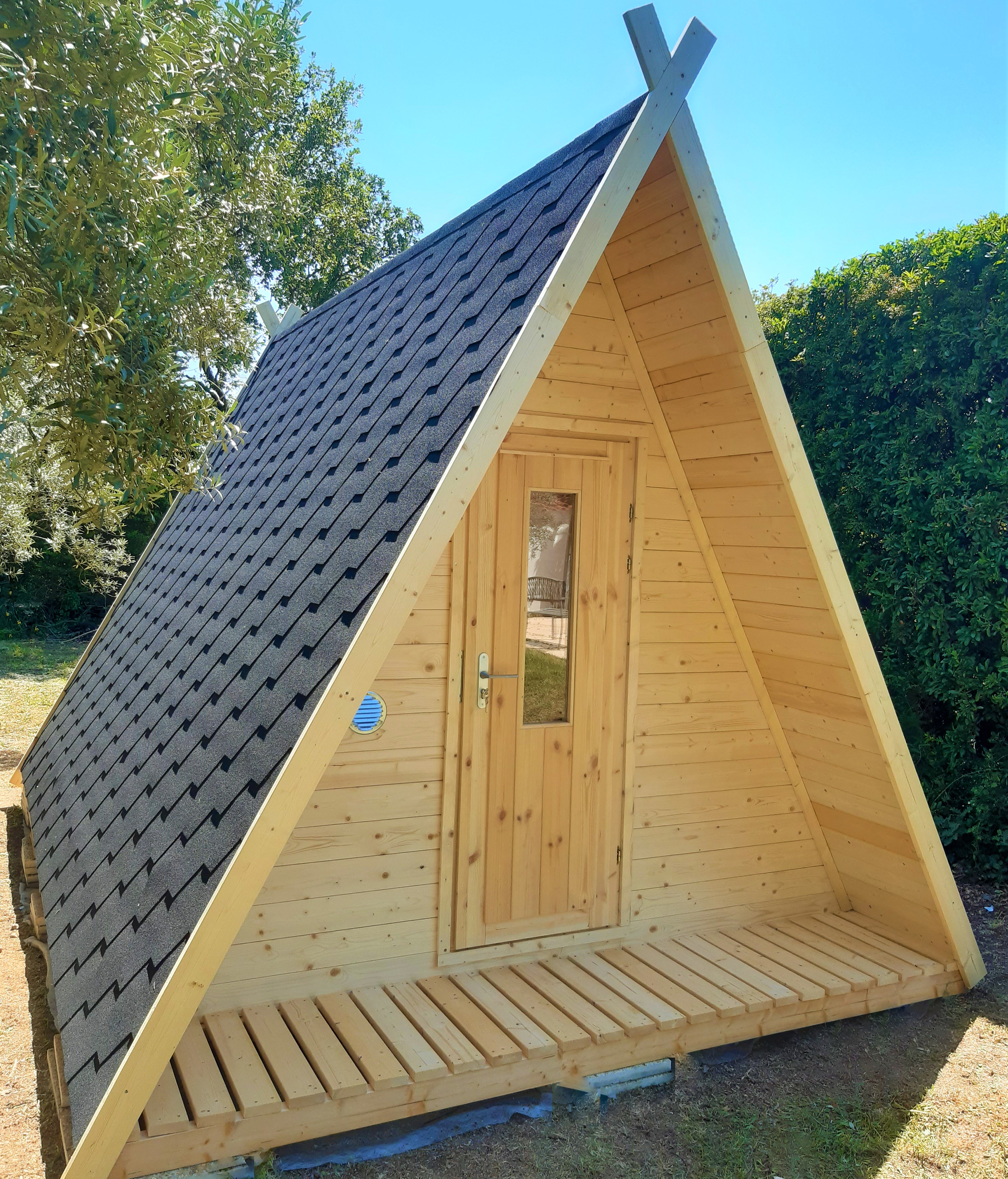 Cabane Tipi habitable – Drôle de Cabane