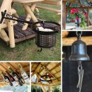 Option kit fer forg: brasero, 4 paniers pour fleurs, 2 porte- bouteilles, chandelier, cloche avec dcapsuleur